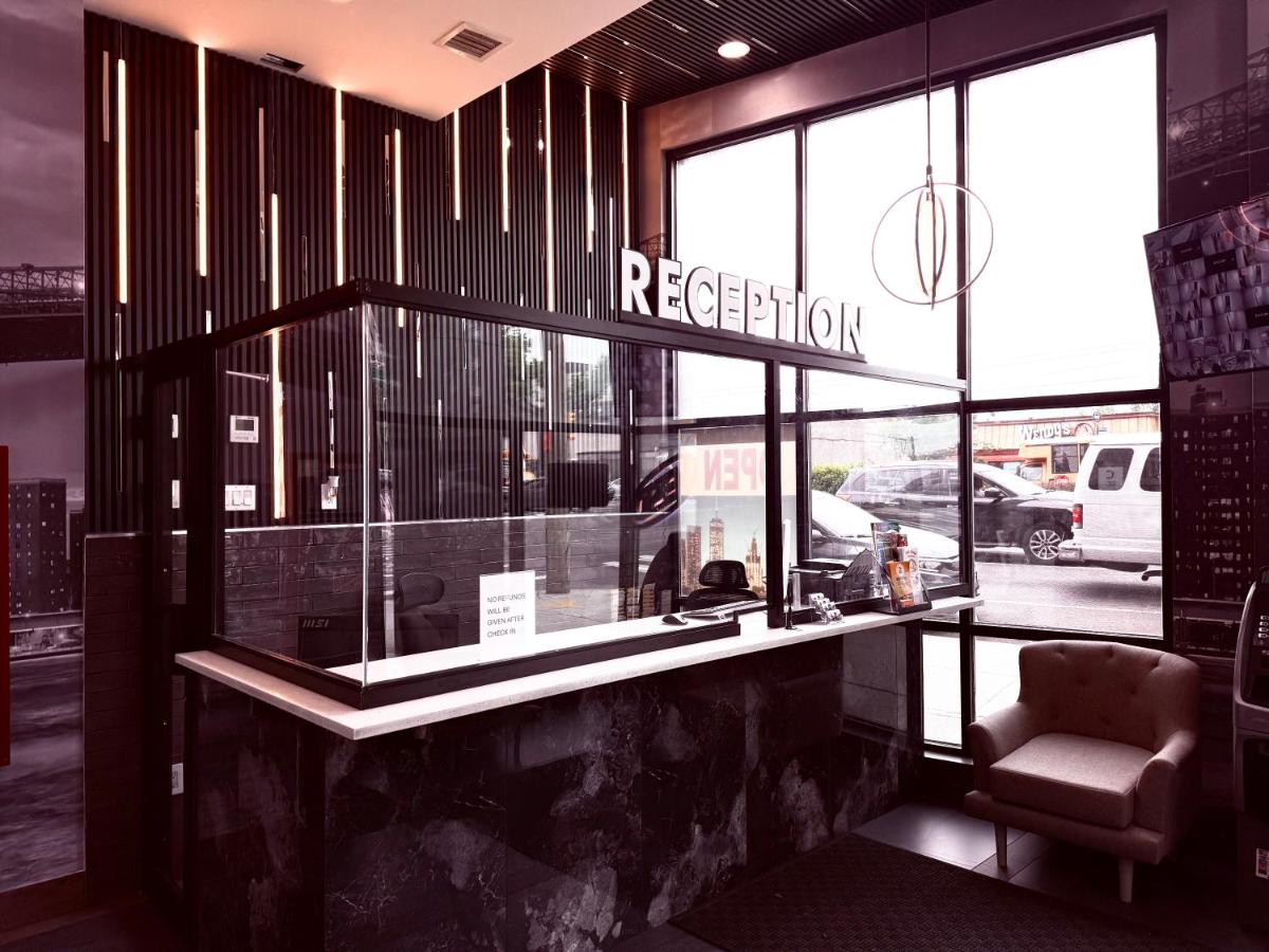 Bkway Hotel Brooklyn - 3