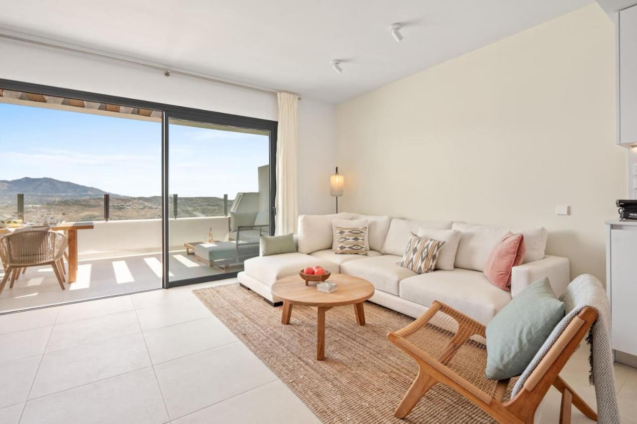 Sea View Apartment in La Cala de Mijas - Ipanema Homes - Golf, Mountains & Sea - Pool, Sauna & Hammam - 2