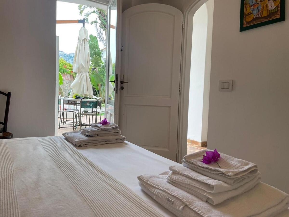 Villa La Firulina, Capri - 3