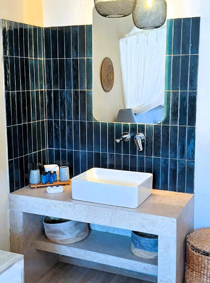 Sea Side Studios & Houses - 3