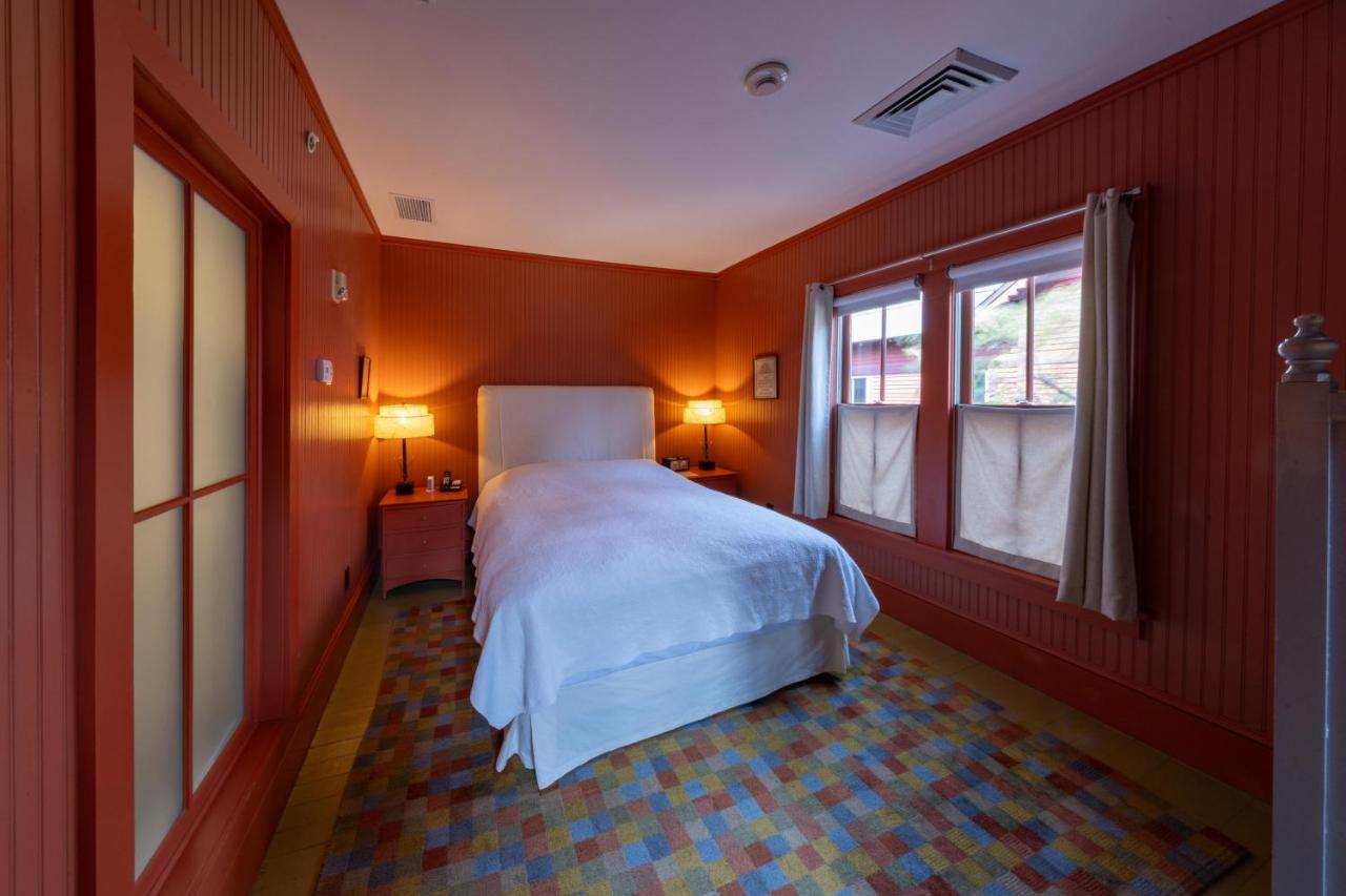 The Porches Inn at Mass MoCA — photo 23