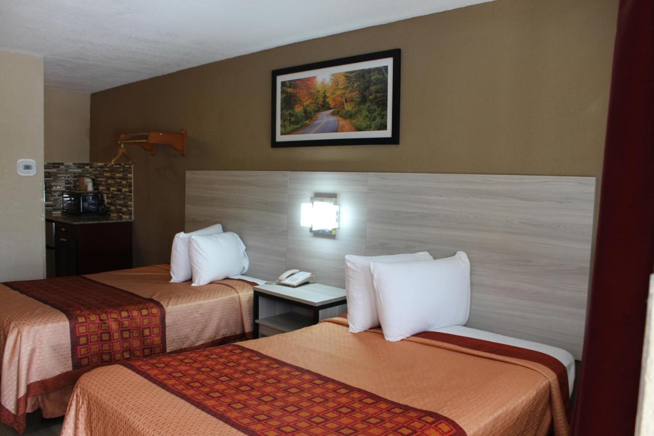Travel Inn & Suites Flemington — photo 2