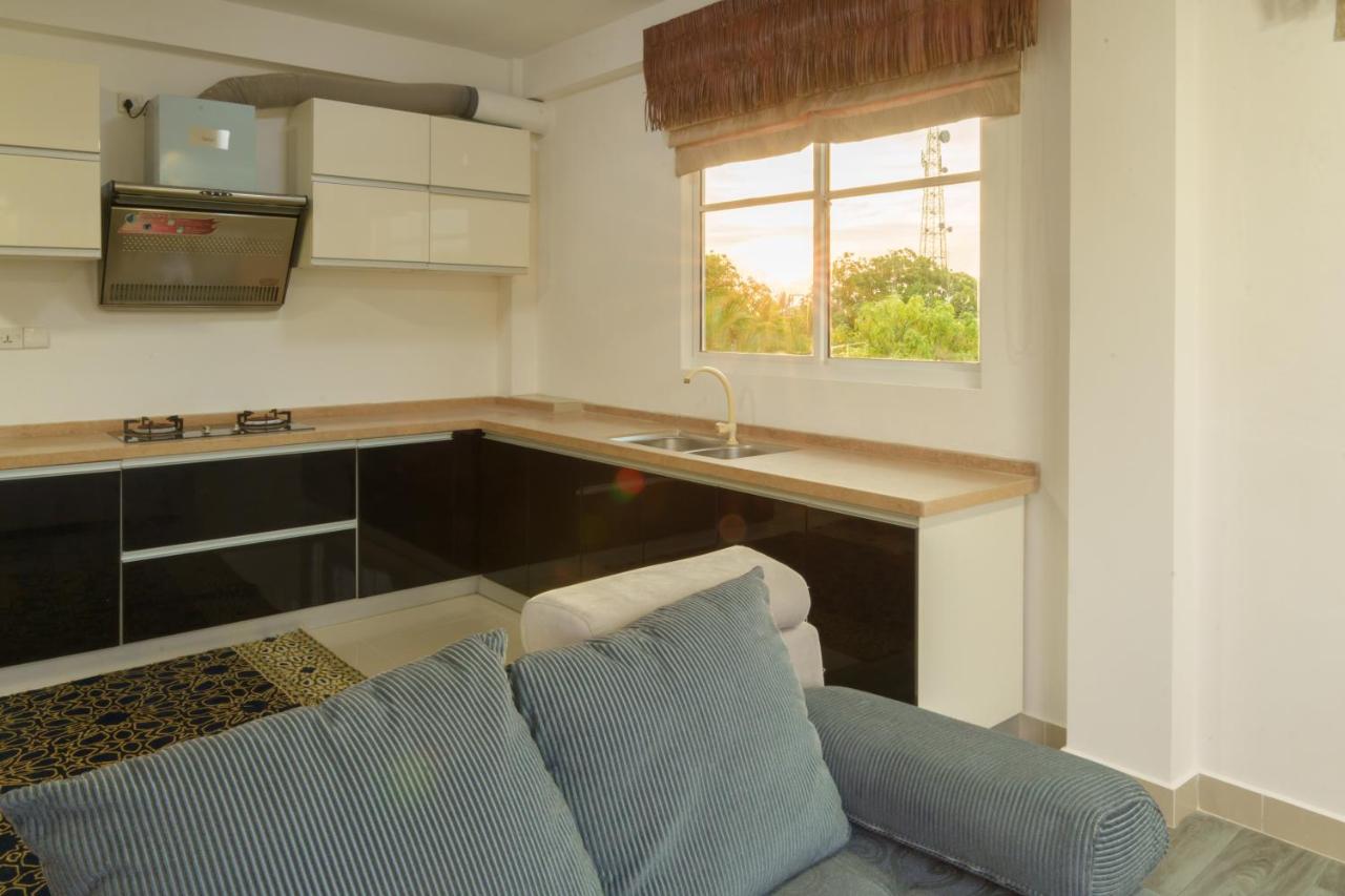 Hithaa Inn at Baa Atoll - 4