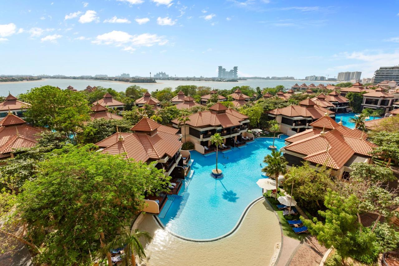 Homely 1 Bedroom on Palm Jumeirah with private beach - 4