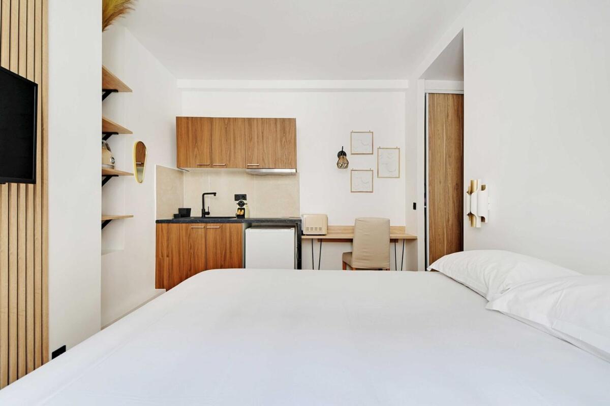 Studio-Suite 4 stars, 15m from Eiffel, Refined