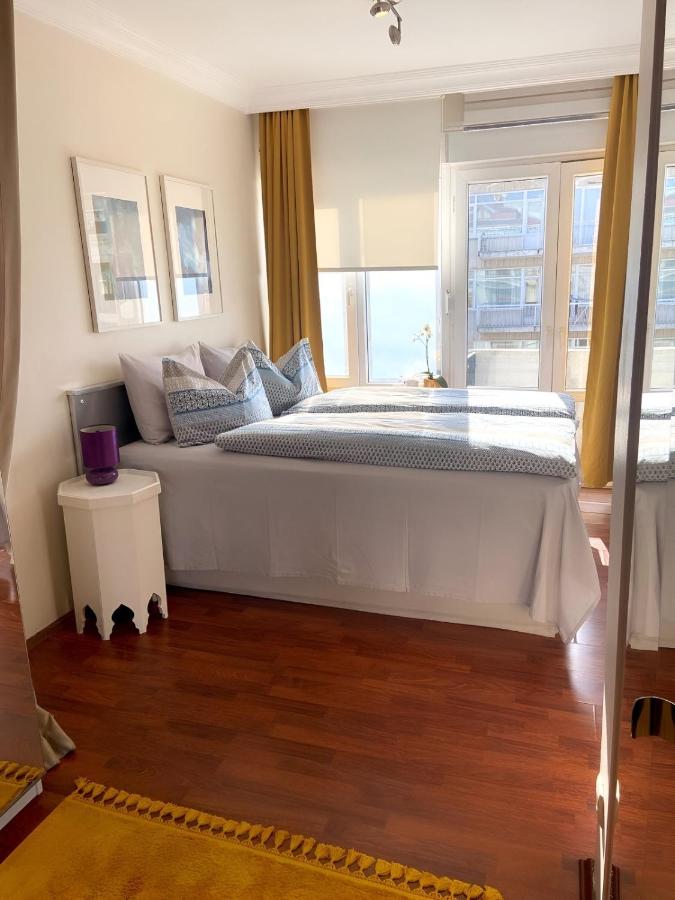 A million dollar view of the Bosporus and balcony - 2