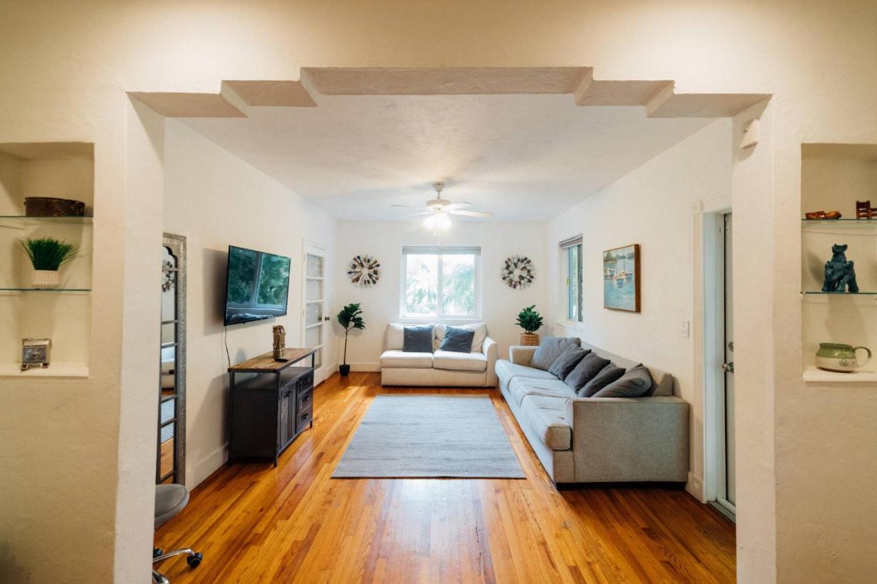 Families Welcome 3 Bedroom Oasis with Parking - 5