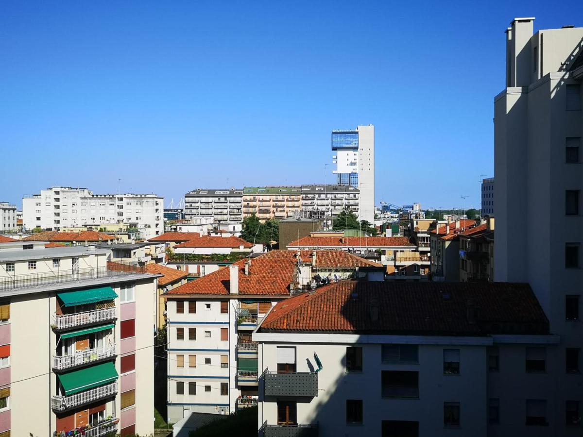 Quietnest Venice Station Flat 86sqm 100m to Bus Station 300m to Train Station - 2