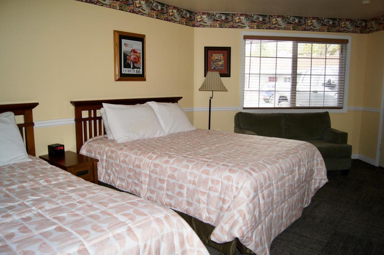 El Rancho Motel — photo 20