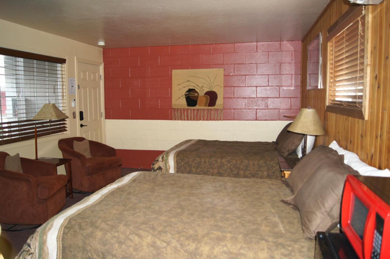 El Rancho Motel — photo 22
