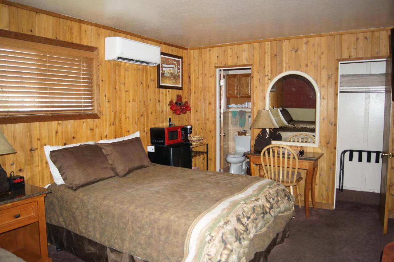 El Rancho Motel — photo 5