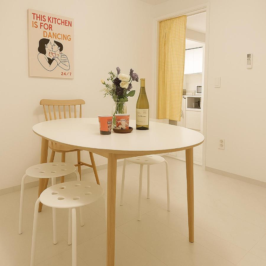 Seoyuni Stay 6 people 7 minutes from Hyehwa Station Gwanghwamun Hanok Village 5 minutes by airport bus - 4