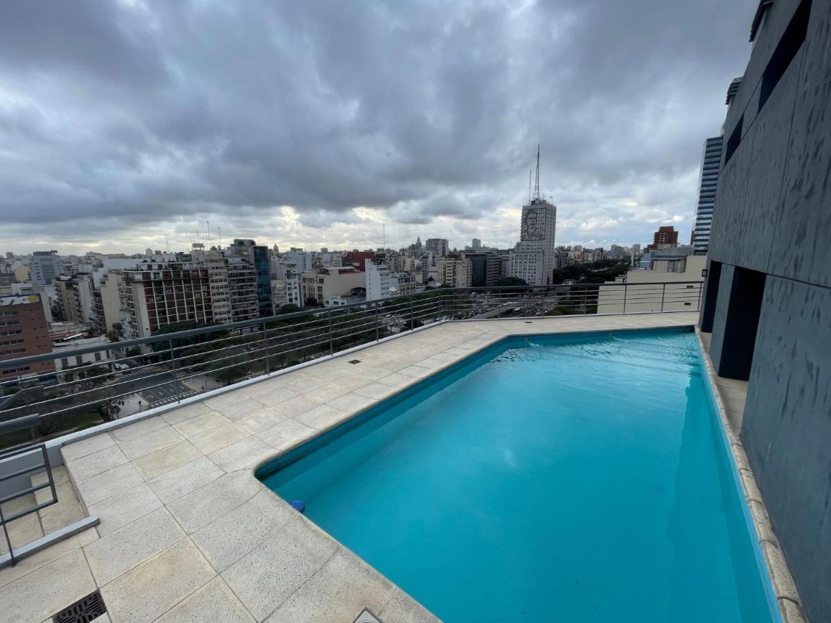 Studio Apartment on 13th Floor with balcony terrace - 4