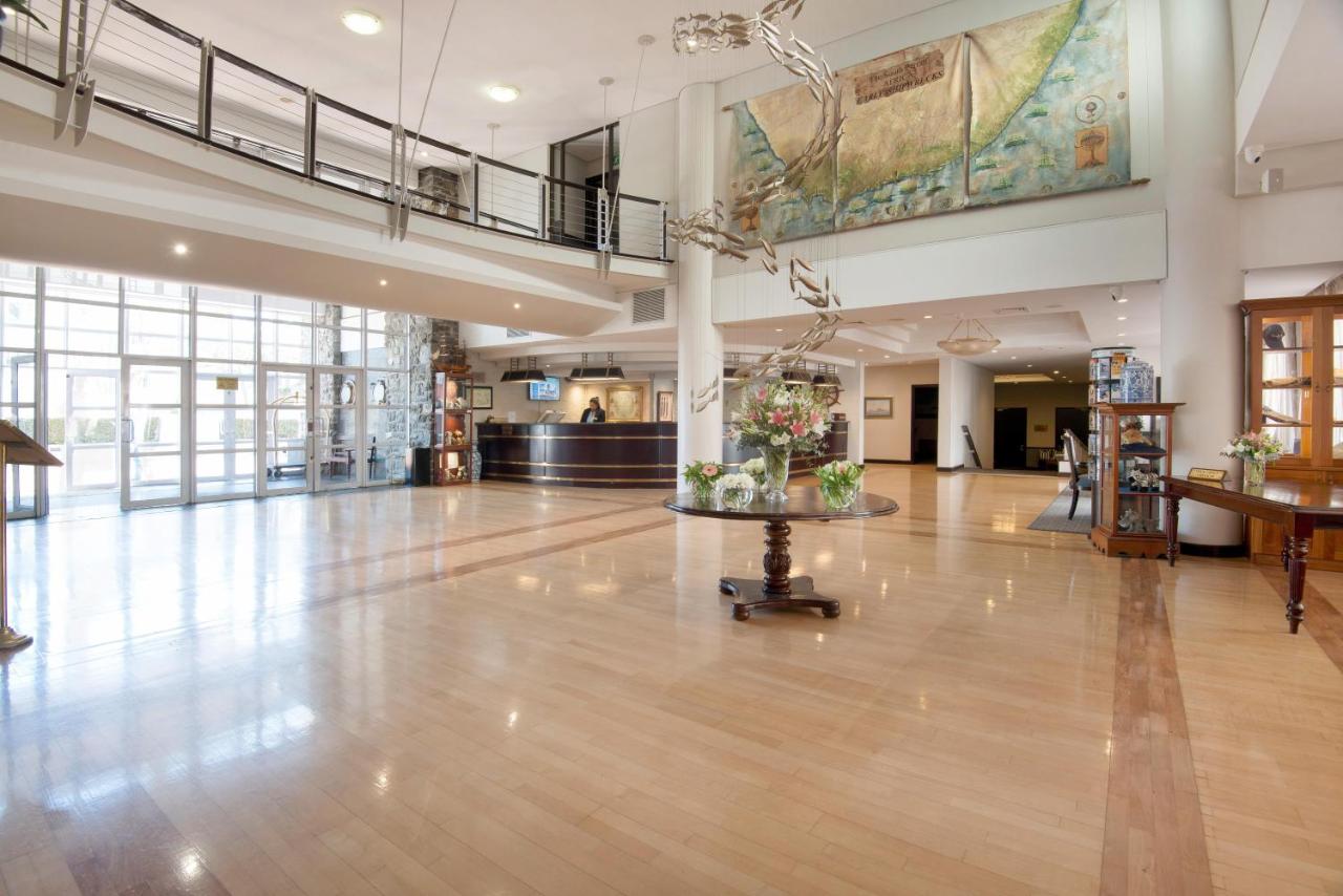 The Commodore Hotel - 3