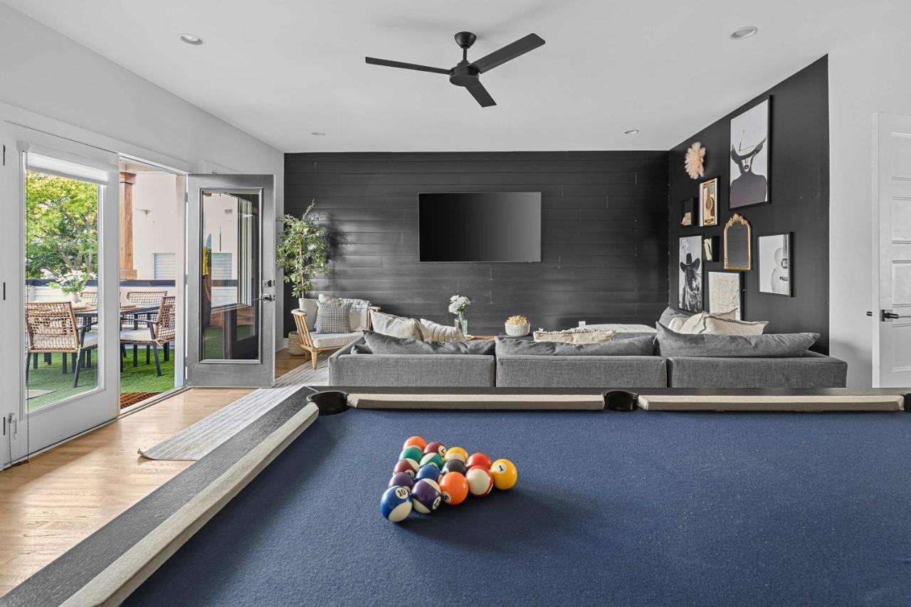 The Waylon - Newly Redesigned, Rooftop with Sauna