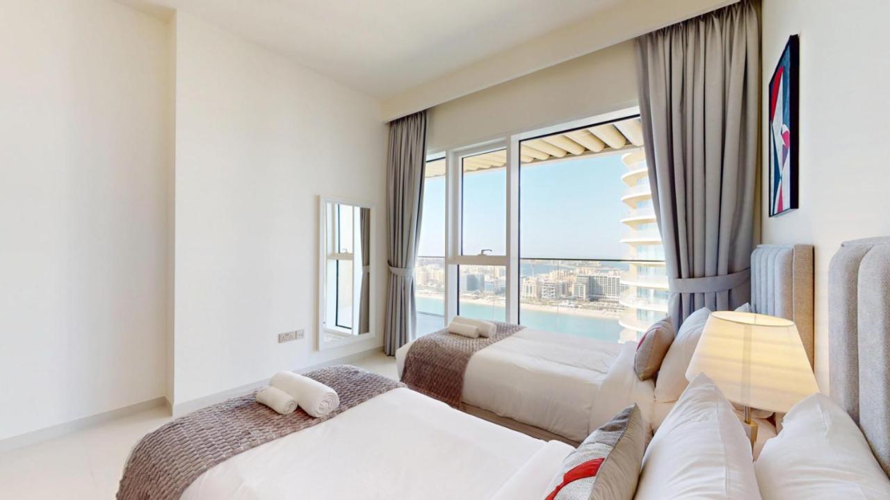 Vacationer Holiday Homes I Sophisticated 2 Bed l Sea Views l Pool & Beach Access - 2