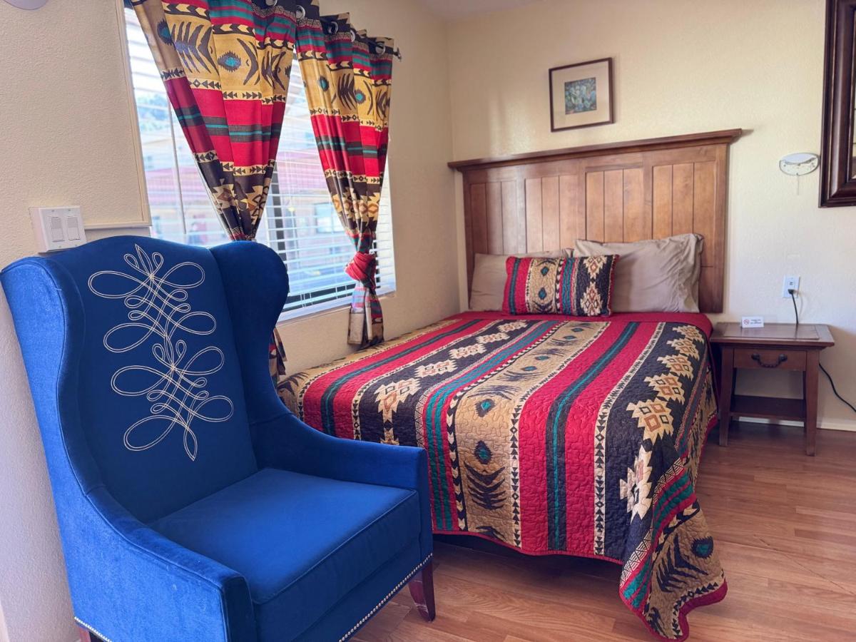 Apache Motel — photo 2