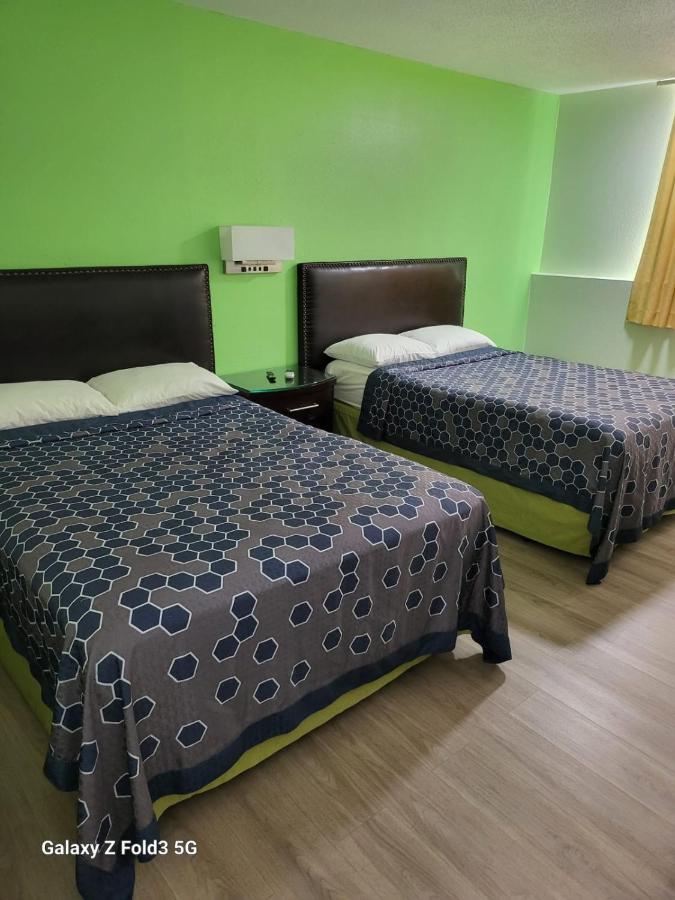 Value Inn & Suites Salina — photo 7