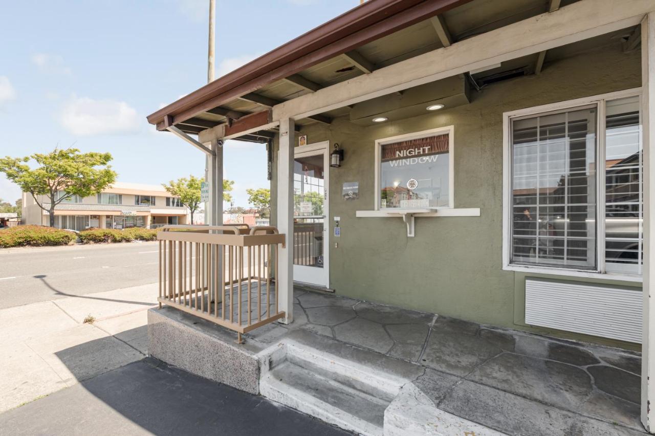 Ritz Inn — photo 11