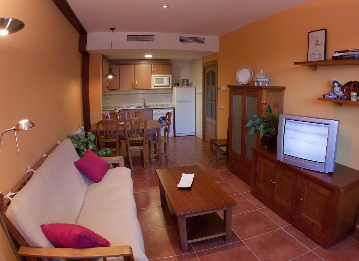 Apartamentos Turmo, Labuerda, Spain - Booking.com