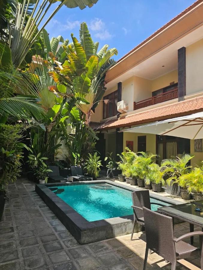 Cempaka Apartment Surfaris Inn - 4