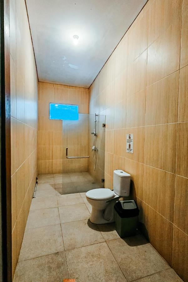 Margarita Surf Hostel Canggu - 3