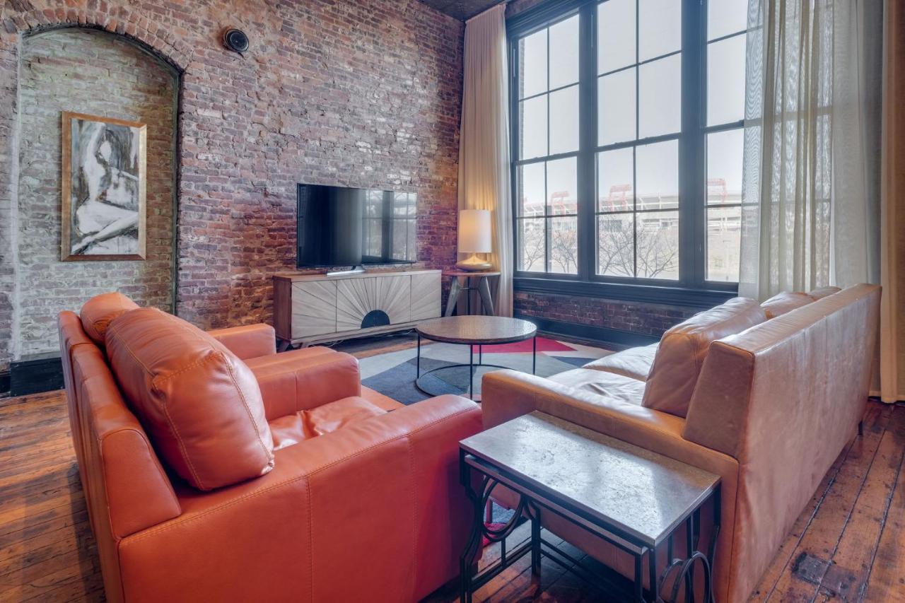 Nashville Riverfront Family Loft Stay for 4 - 4