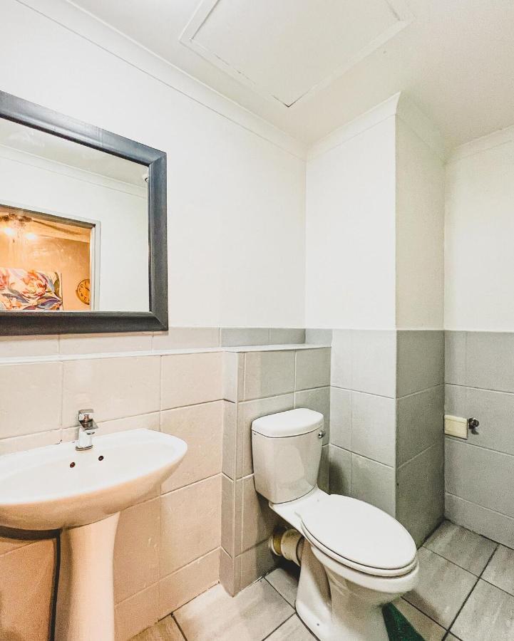 Elim Apartment on The Square CBD - 5