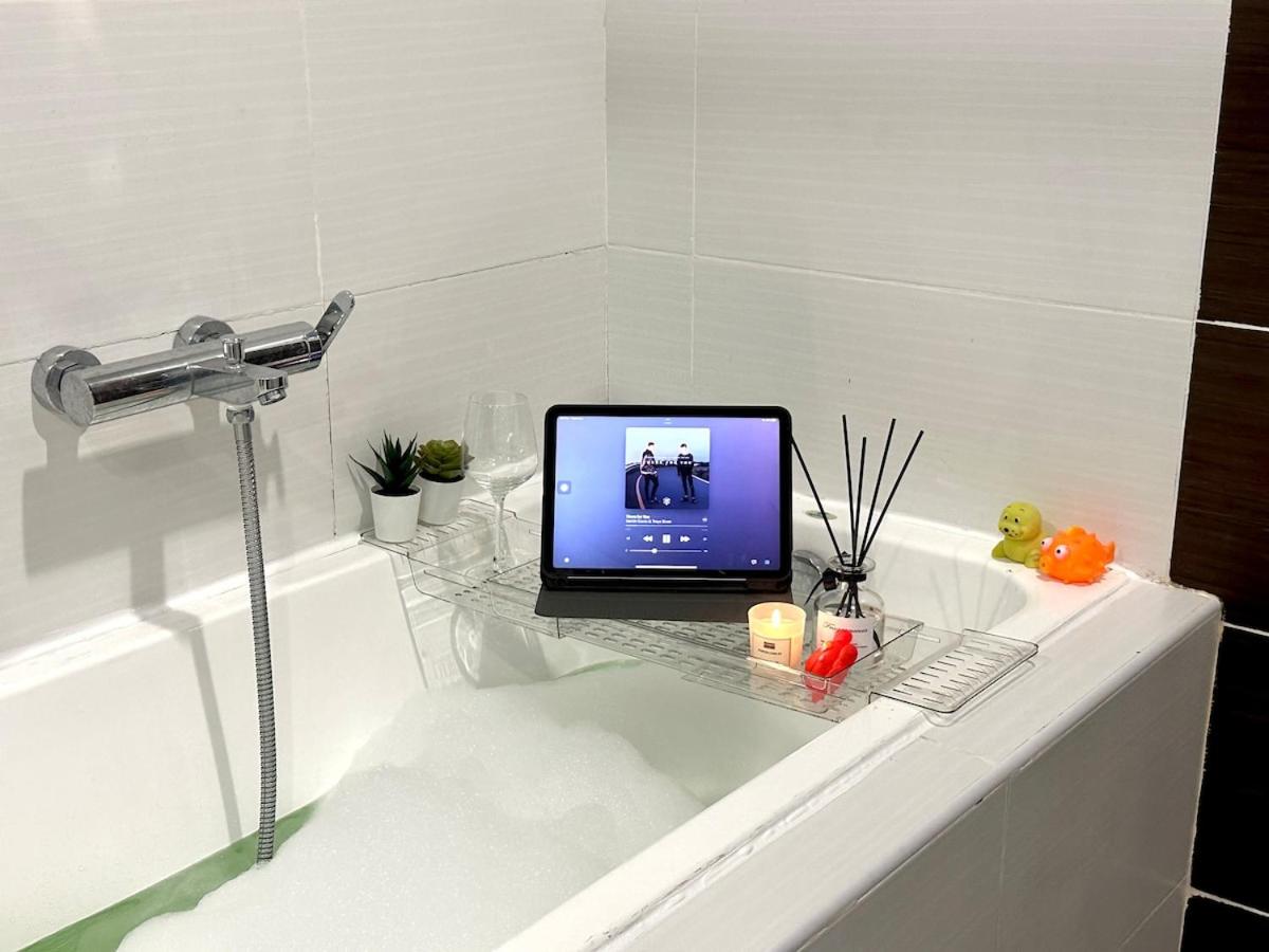Encorp Marina Puteri Harbour 2Bed Bathtub - 3