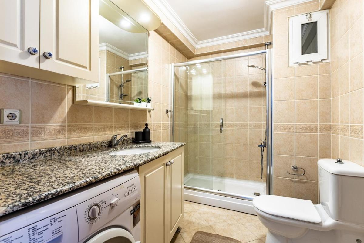 Central & Spacious Flat - No5 - 3