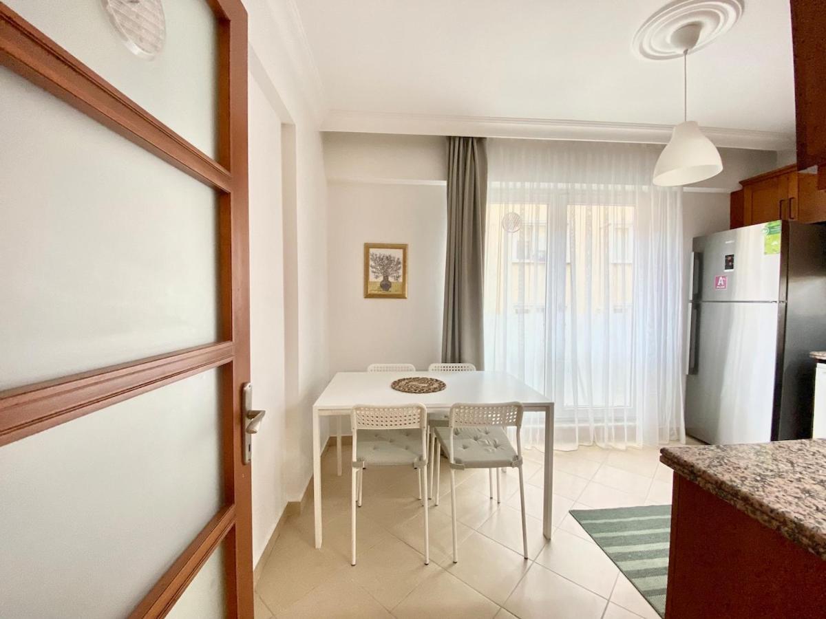 Central & Spacious Flat - No5 - 4