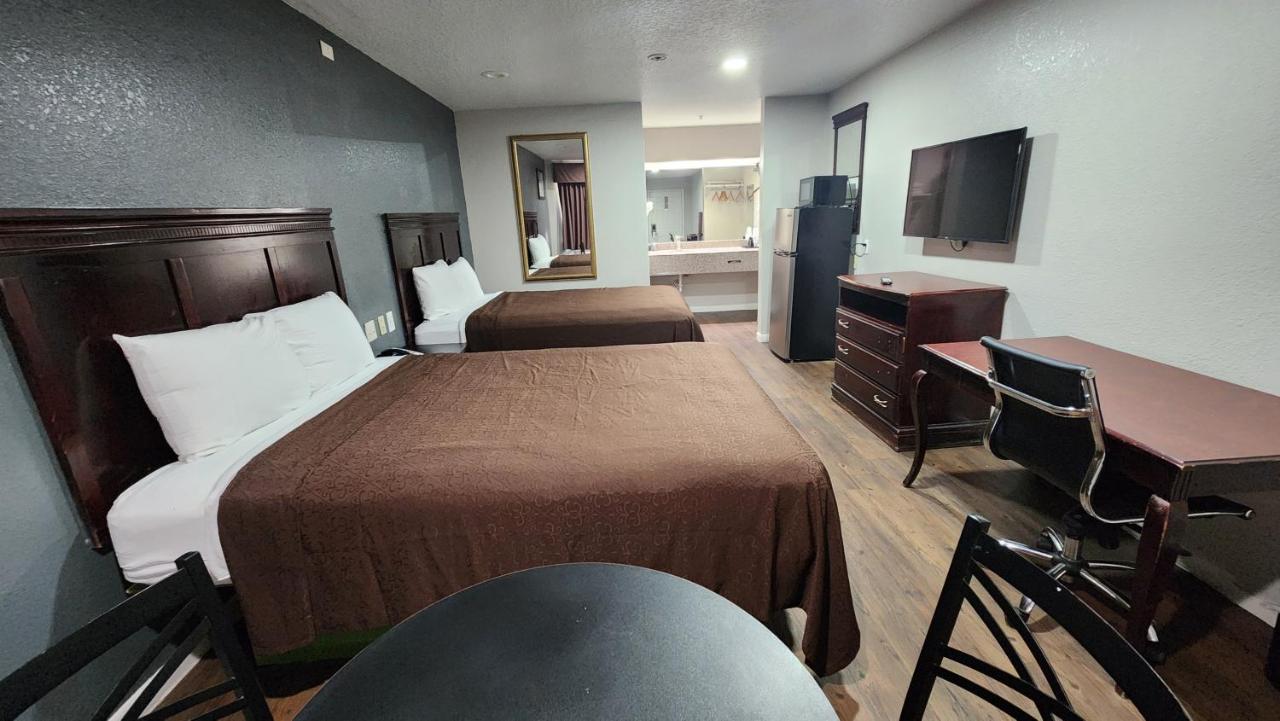 Express Inn Hobby Airport — photo 8