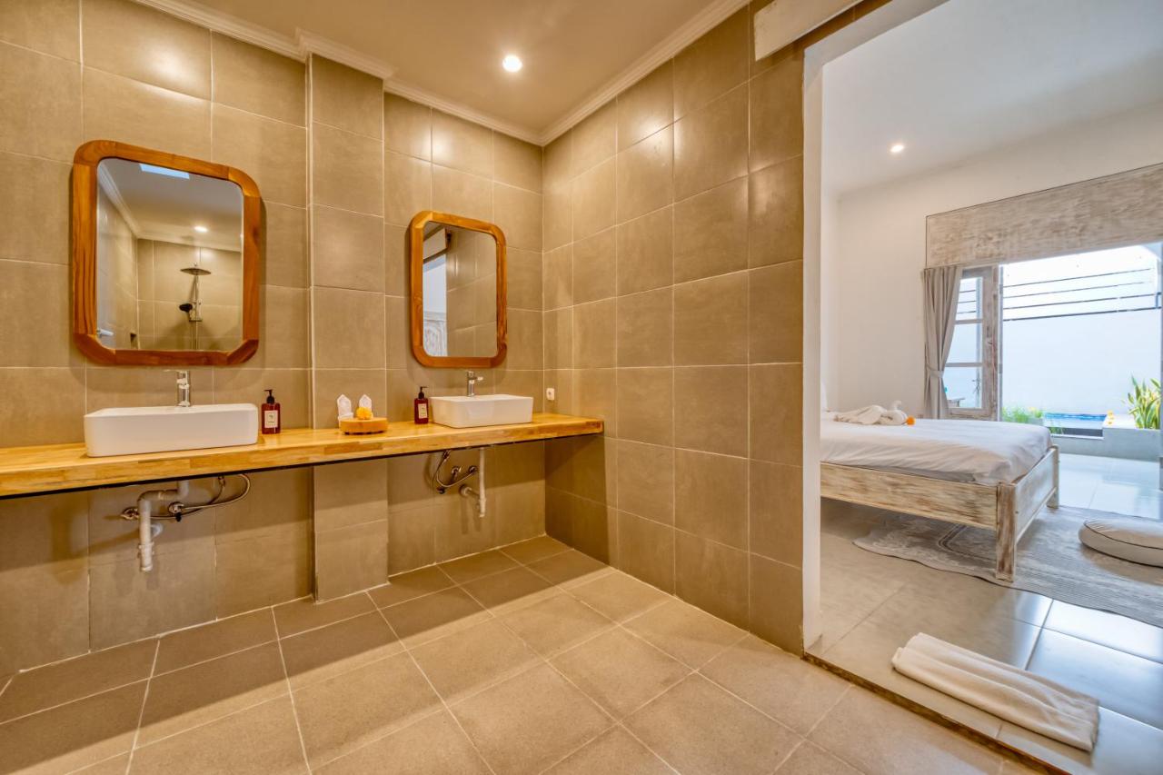 NEWLY BUILT 3bd Mediterranean Spacious Villa - 3