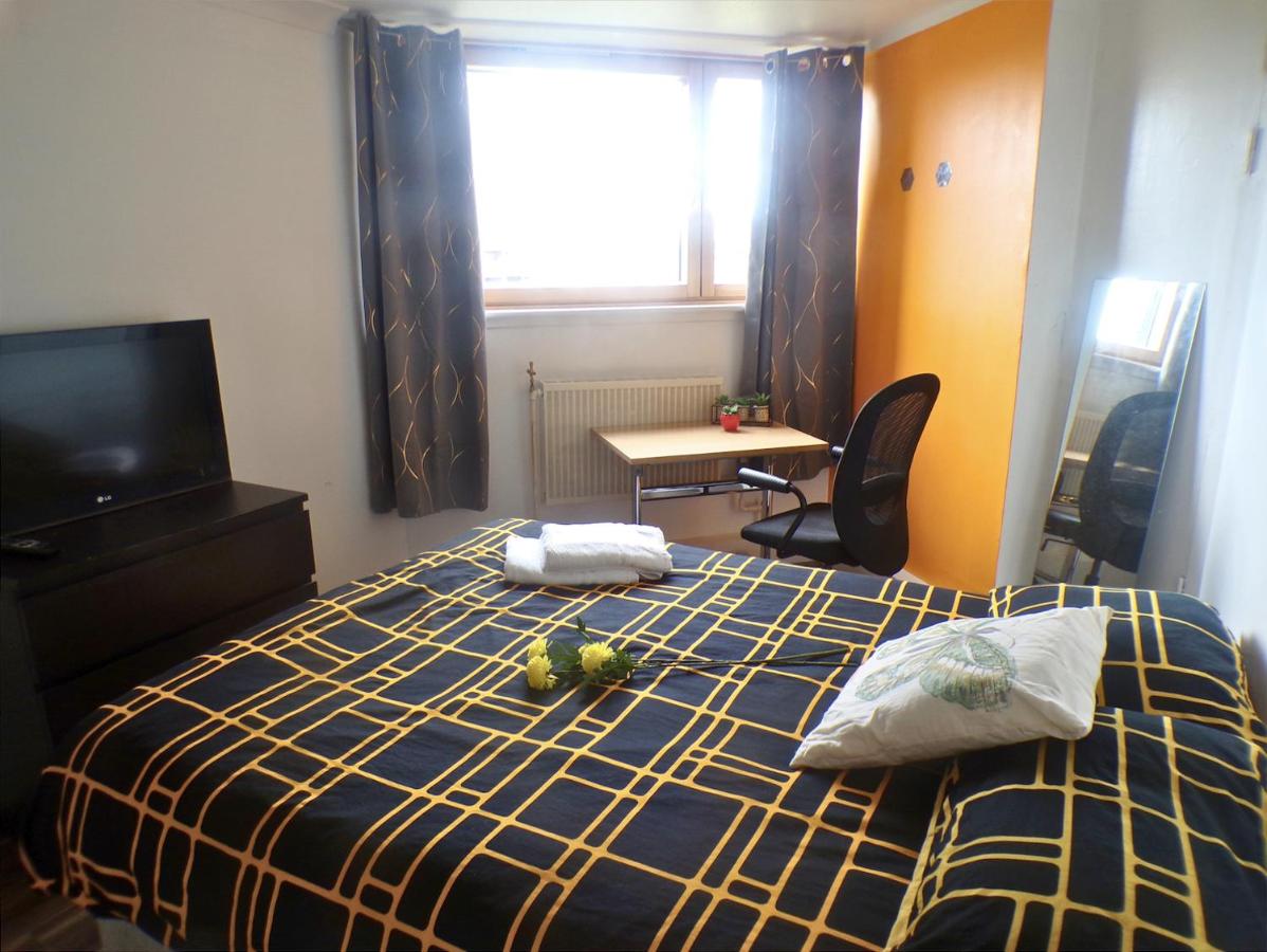 Chelsea Flawless Home Close to River Thames - 2