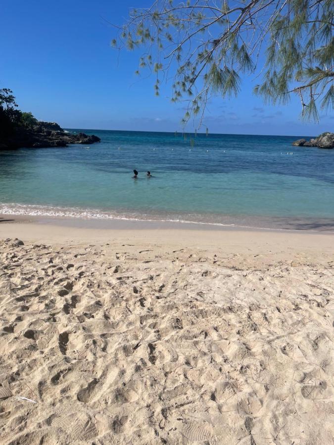 Chrisanns beach resorts - 4