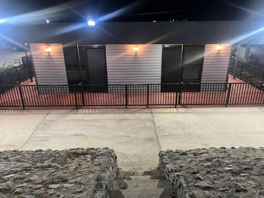 SUNRISE - Deluxe Master Bedroom - 3