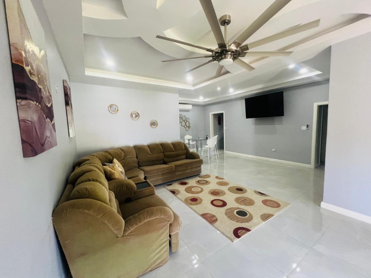 Kingston Vacation Home Two Bedroom - 5