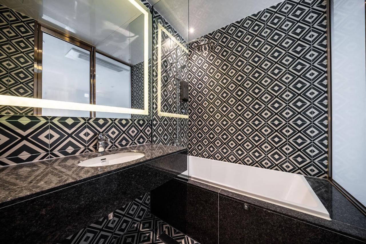 Hotel the Castle Jamsil Sports Complex - 2