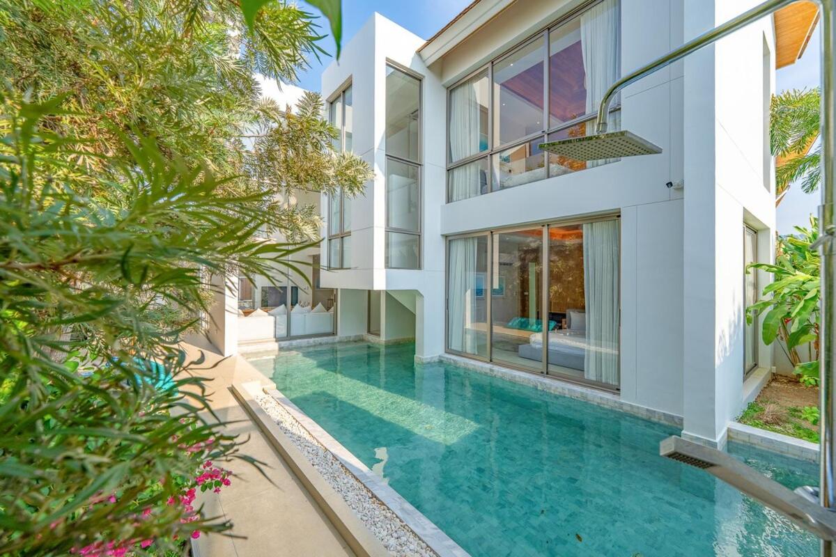 V183 Lux Pride Villas 3BR Private Pool Retreat