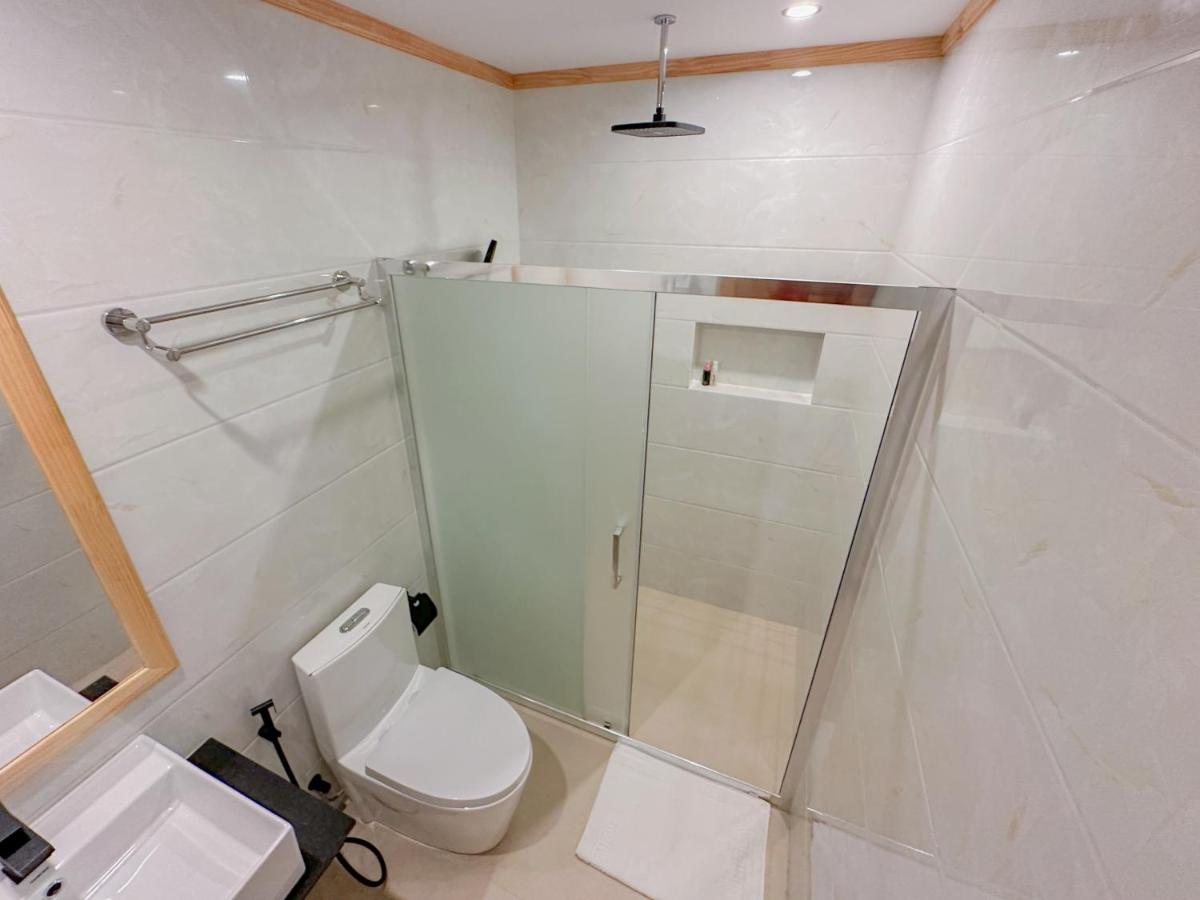 Handhuvaru Maldives - 3