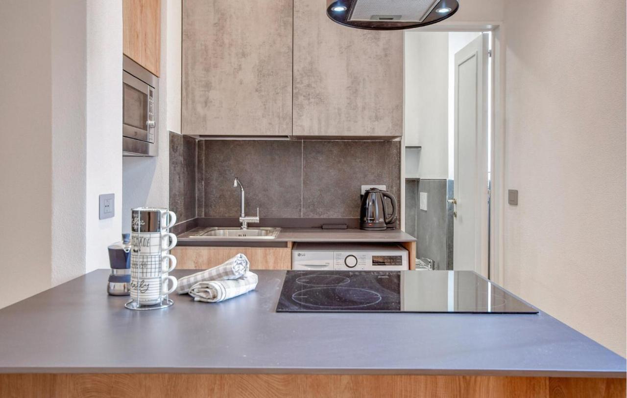 Amazing Apartment In Genova With Wifi - 3