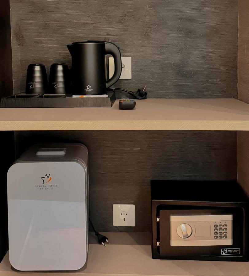 Nebula Hotel by Ine's - 3