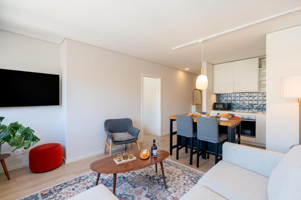 HostWise - Modern Flat in Boavista - 3