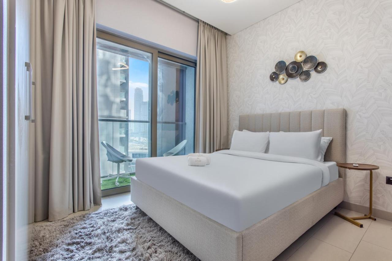 STAY BY LATINEM Luxury 1BR Holiday Home CVR B803 Near Burj Khalifa - 2
