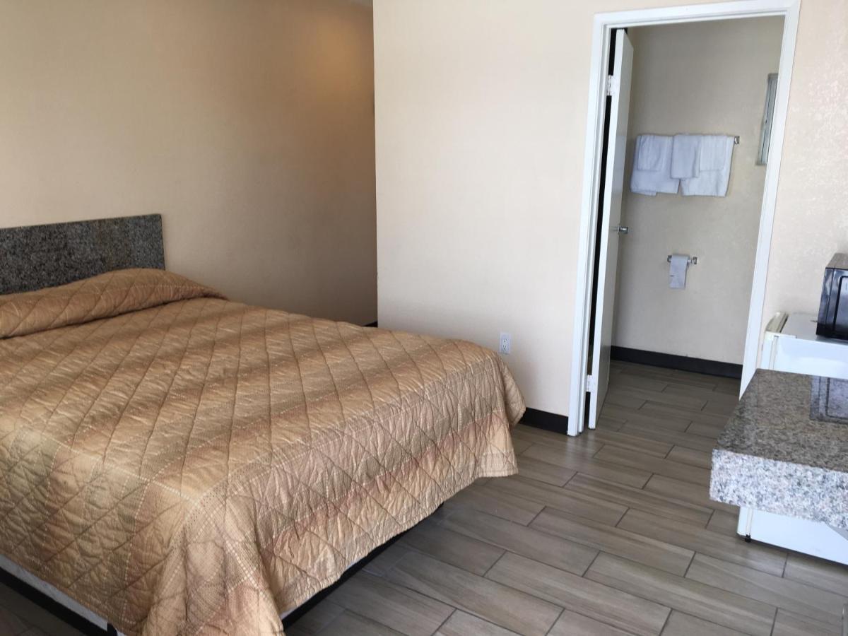 Budget Inn Global — photo 2