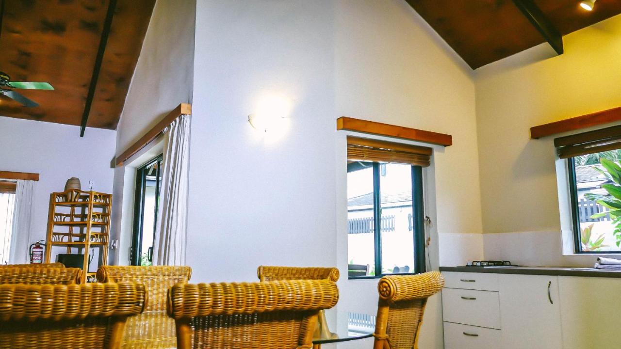 Muri Beach Resort photo