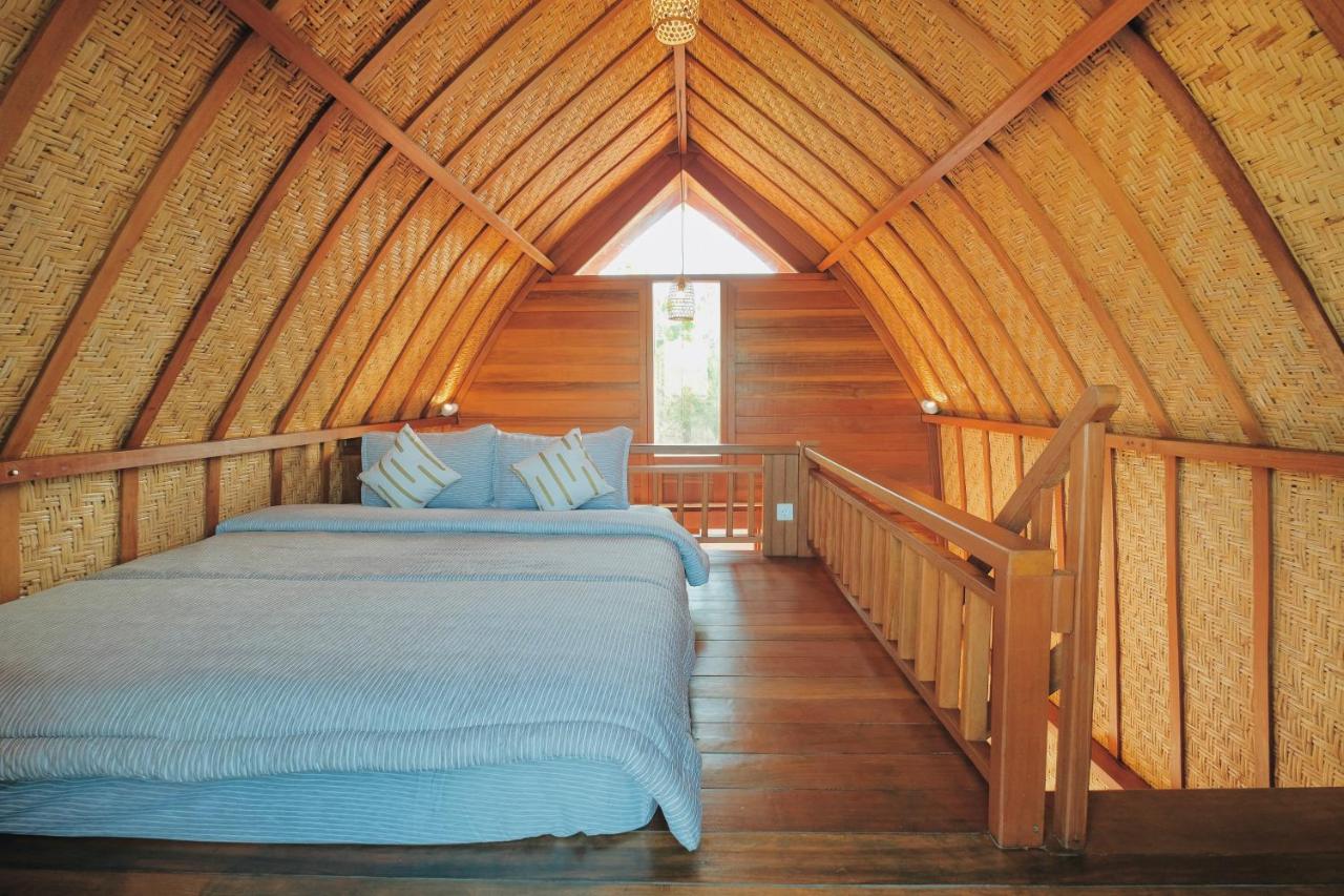 Murna Villa 2, a modern Balinese wooden house with 360 GWK view - 2