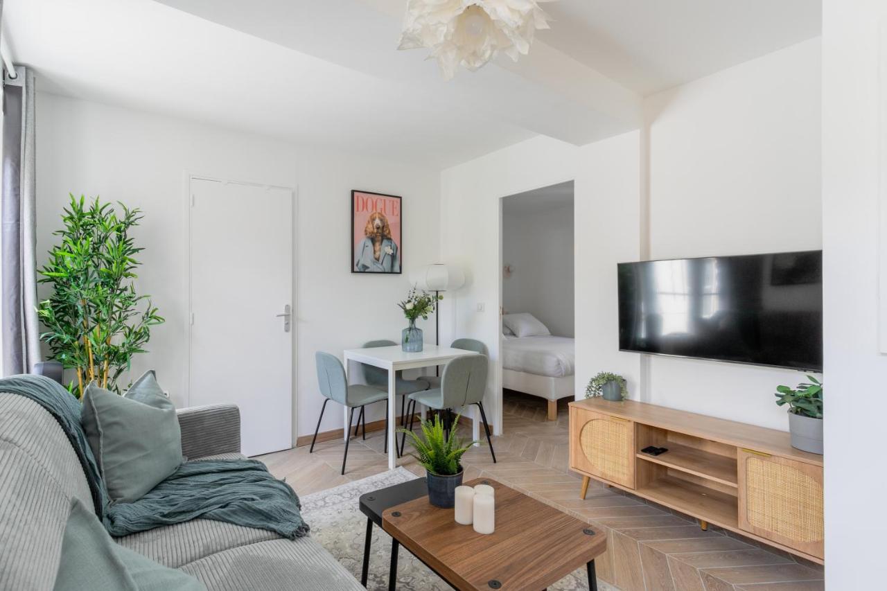 Play ping pong in your magical garden in Paris - 5