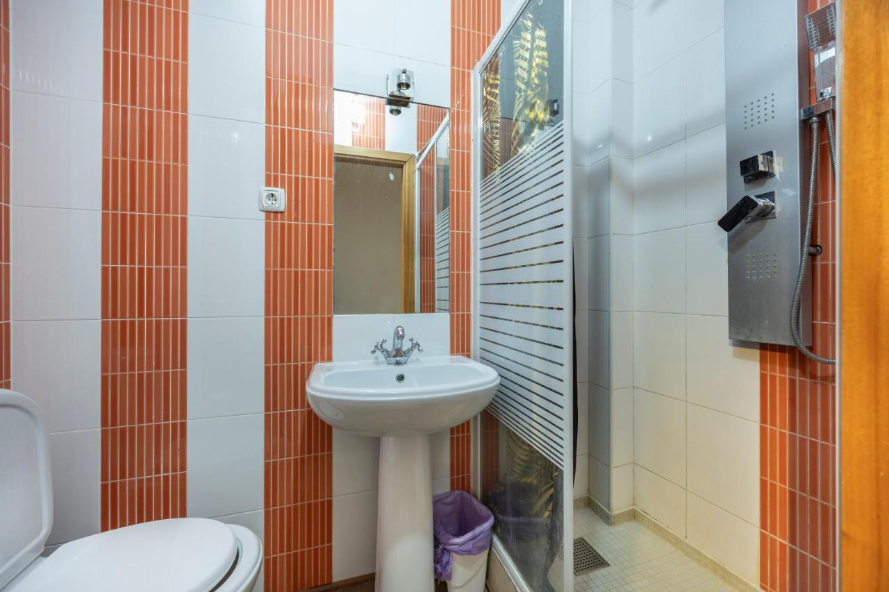 The 17 Party Hostel - 3