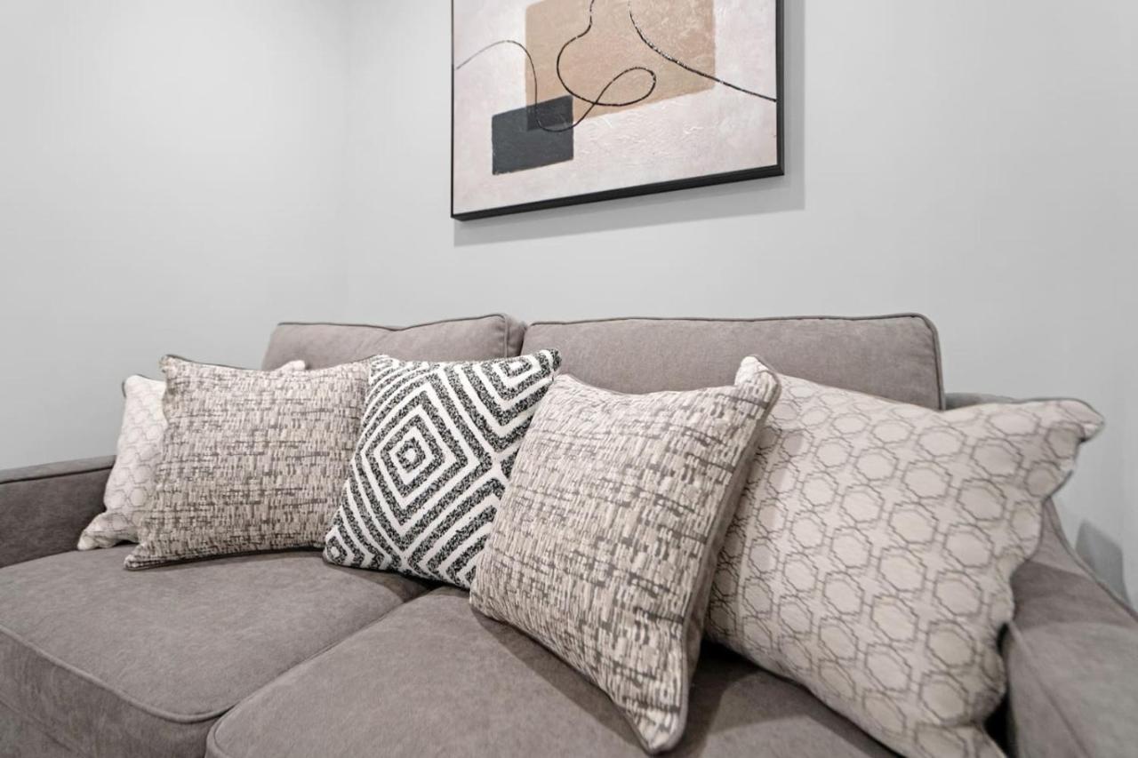 Luxury Duplex in Hoboken 15Min to NYC, Fire Pit - 3